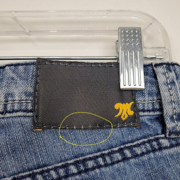 MEK DNM Light Wash Paros F.X.H. Frayed Hem Low-Rise Denim Jean Shorts Size 24 - Picture 16 of 16